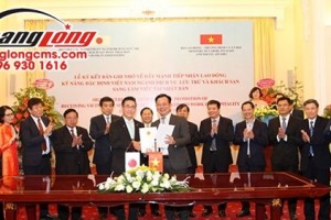 (BÁO NHÂN DÂN) Hoàng Long CMS – doanh nghiệp đầu tiên chính thức ký kết visa Kỹ năng đặc định